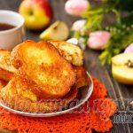 Батон, обжаренный в молочно-яичной смеси