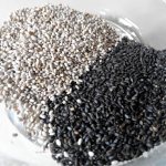 Белые и черные семена чиа