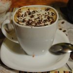 фото кофе по венски, приготовленный в турке