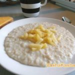 готовая каша на столе