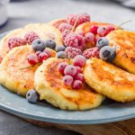 Как испечь тофники (веганские сырники из тофу)