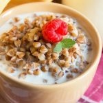 Калорийность и БЖУ вареной гречки с молоком