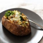 Картошка с грибами, запеченная в духовке