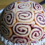 Королевская шарлотка отличается не только изысканным вкусом, но и красотой
