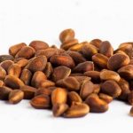 Неочищенные кедровые орешки