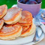 Оладьи на кефире. Калорийность на 100 грамм, БЖУ, рецепты приготовления пошагово с фото