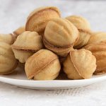 Орешки со сгущенкой на сметане