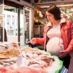 Палтус при беременности необходимо принимать после консультации с врачом