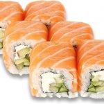 Роллы Филадельфия. Калорийность 1-6-8 штук на 100 грамм, порцию, БЖУ. Рецепты