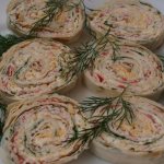 Рулет из лаваша с творожным сыром