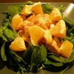 Салат со шпинатом, курицей, апельсином