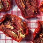 Сушка томатов на солнце