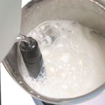 Взбивание молока