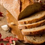 Здоровое питание для привлекательной фигуры: как и из чего приготовить вкусный и полезный диетический хлеб